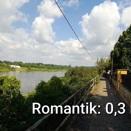 Dresden-entspannung-natur-trifft-2-staedte-am-fluss בית אירוח דרזדן